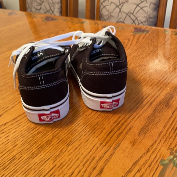 NWT VANS - Picture 3 of 3